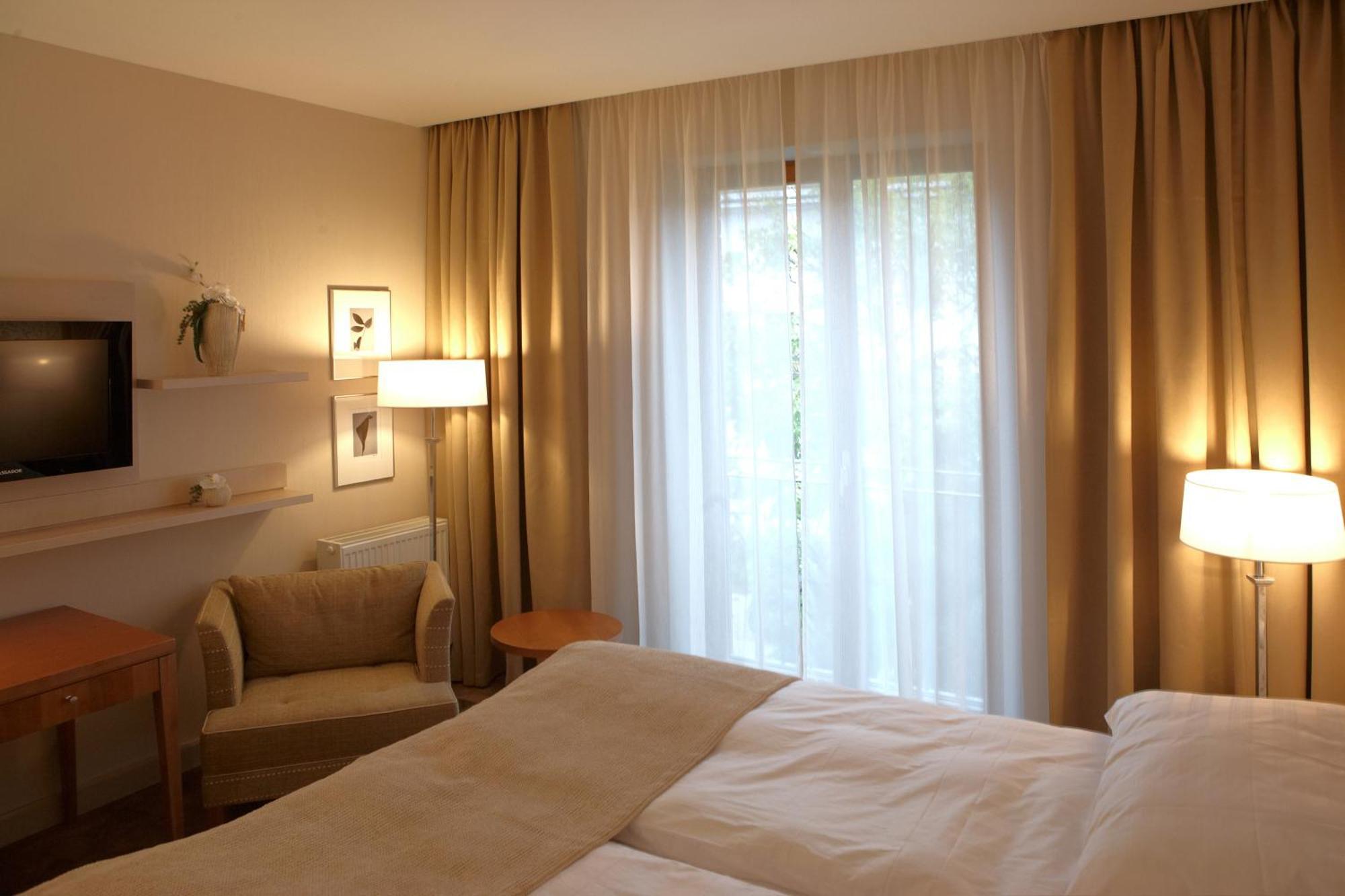 Hotel Ambassador Kosice Luaran gambar