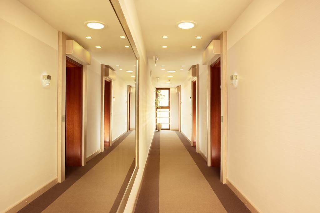 Hotel Ambassador Kosice Luaran gambar