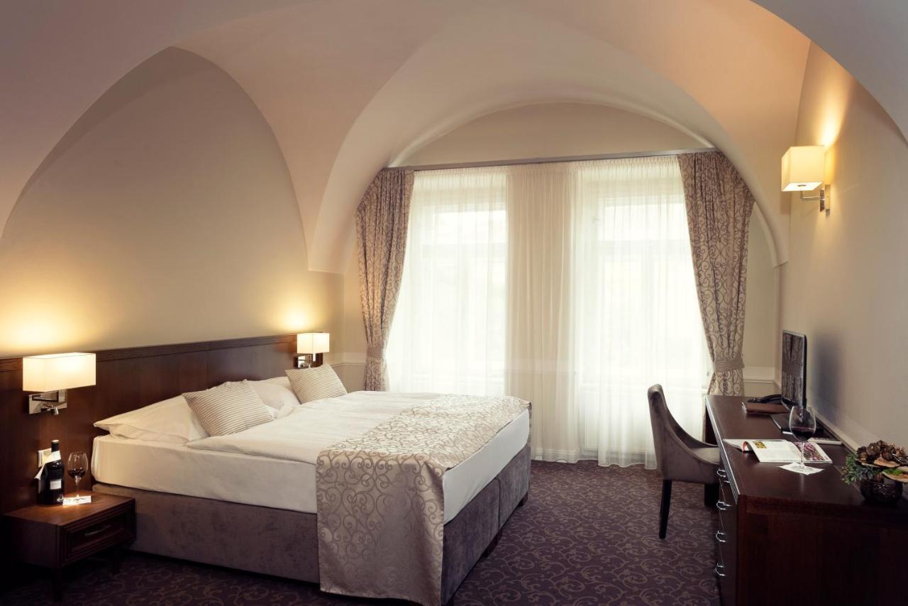 Hotel Ambassador Kosice Luaran gambar