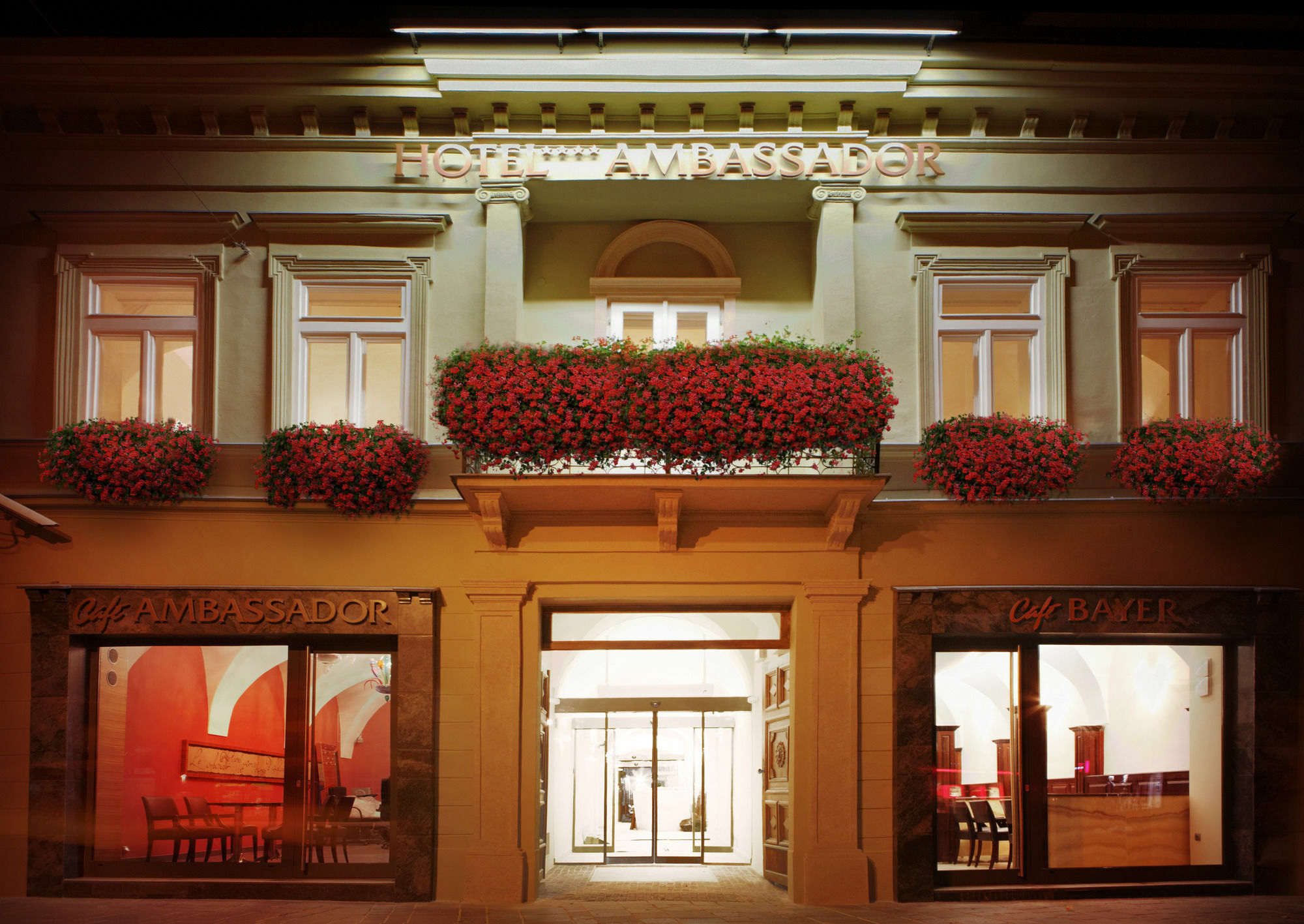 Hotel Ambassador Kosice Luaran gambar