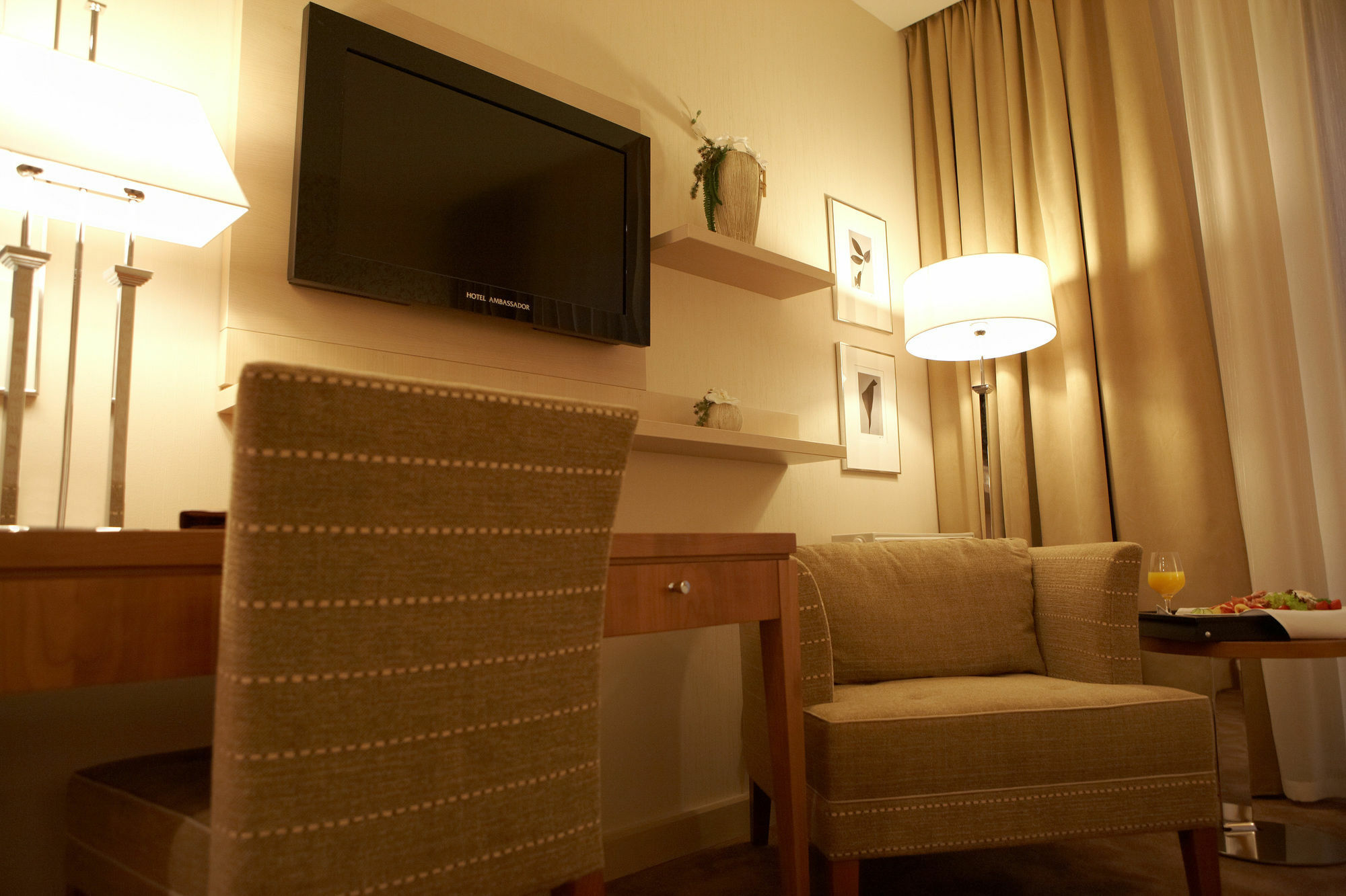 Hotel Ambassador Kosice Luaran gambar
